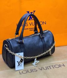 ✅️  Кожена чанта