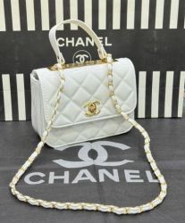 ✅️  Кожена чанта