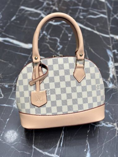 ✅️  Кожена чанта