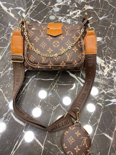 ✅️  Дамска кожена чанта с портмоне