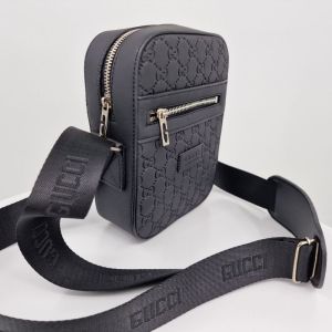 Мъжка кожена чанта