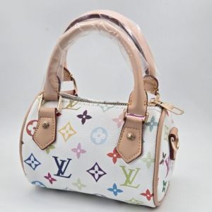 ✅️  Кожена чанта