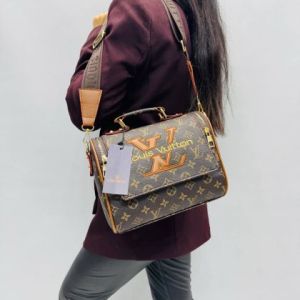 ✅️ Дамска кожена чанта