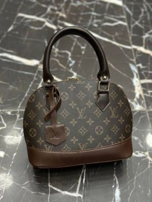 ✅️  Кожена чанта