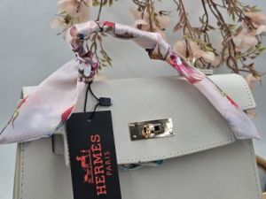 ✅️ Кожена чанта с шалче