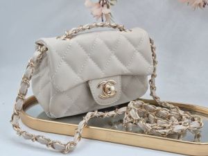 ✅️  Кожена чанта