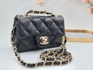 ✅️  Кожена чанта