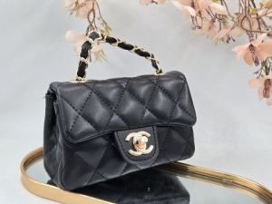 ✅️  Кожена чанта