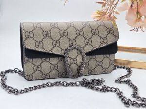 ✅️  Кожена чанта