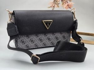 ✅️  Кожена чанта