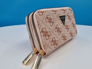 Дамско кожено портмоне